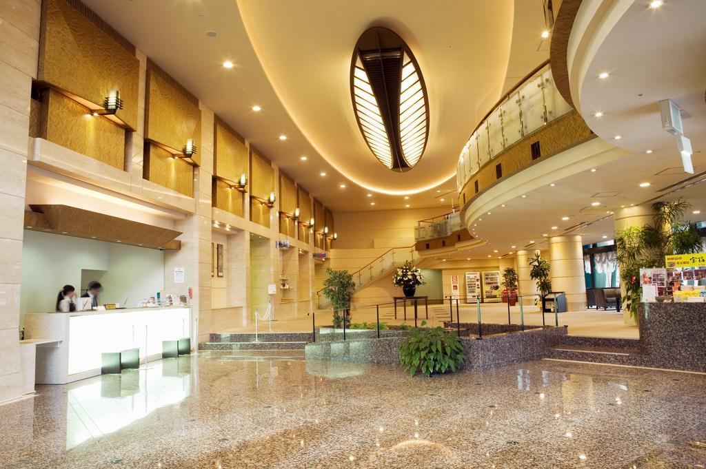 Wakayama Urban Hotel Экстерьер фото