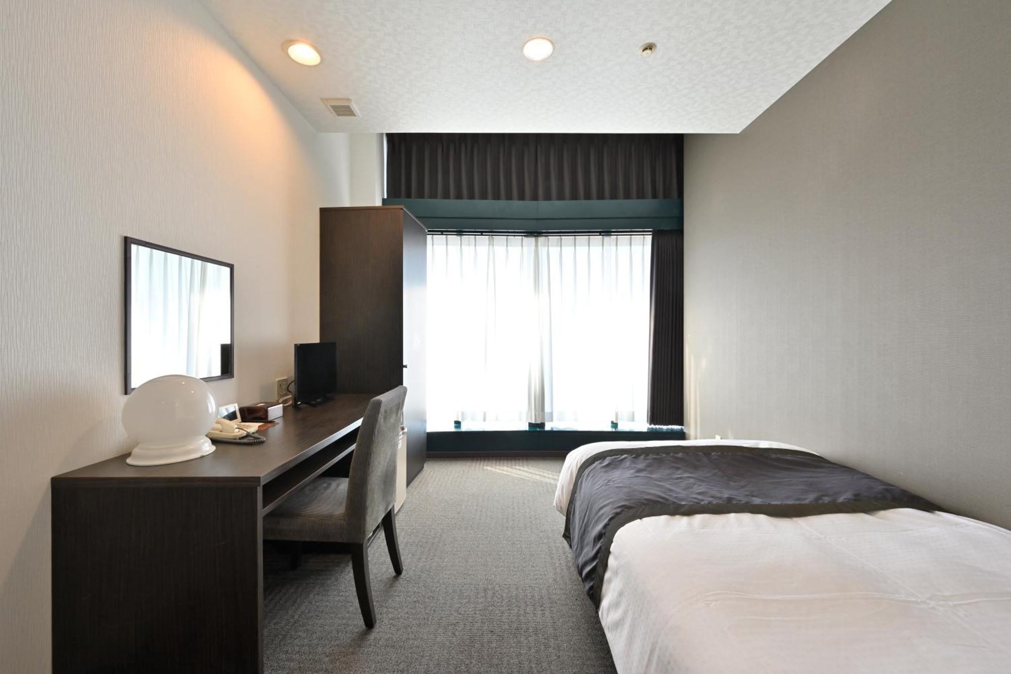 Wakayama Urban Hotel Экстерьер фото