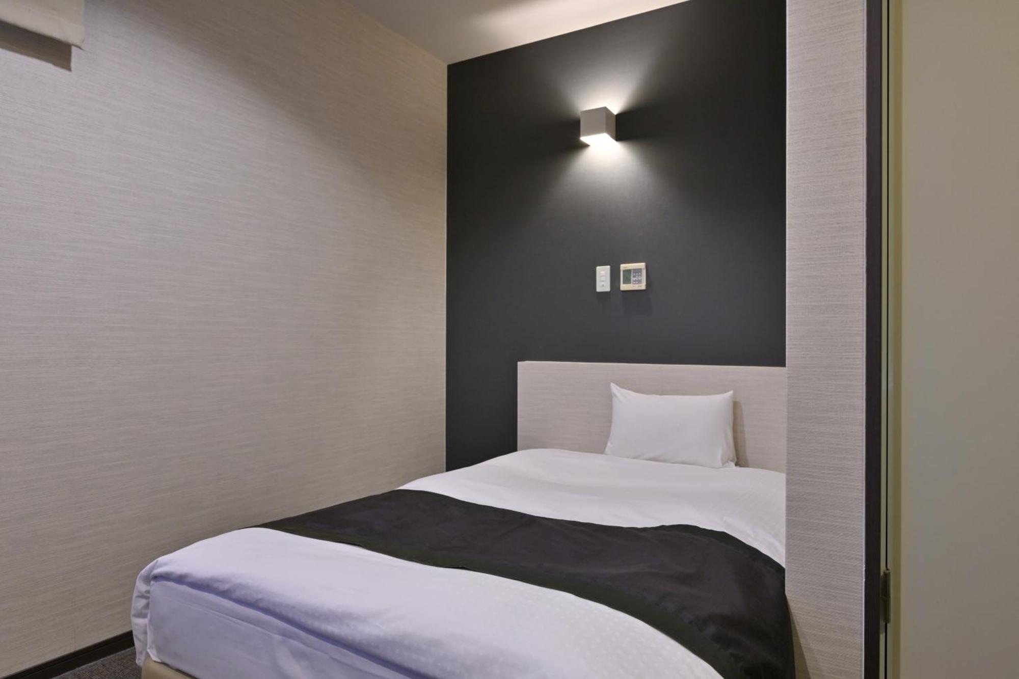 Wakayama Urban Hotel Экстерьер фото