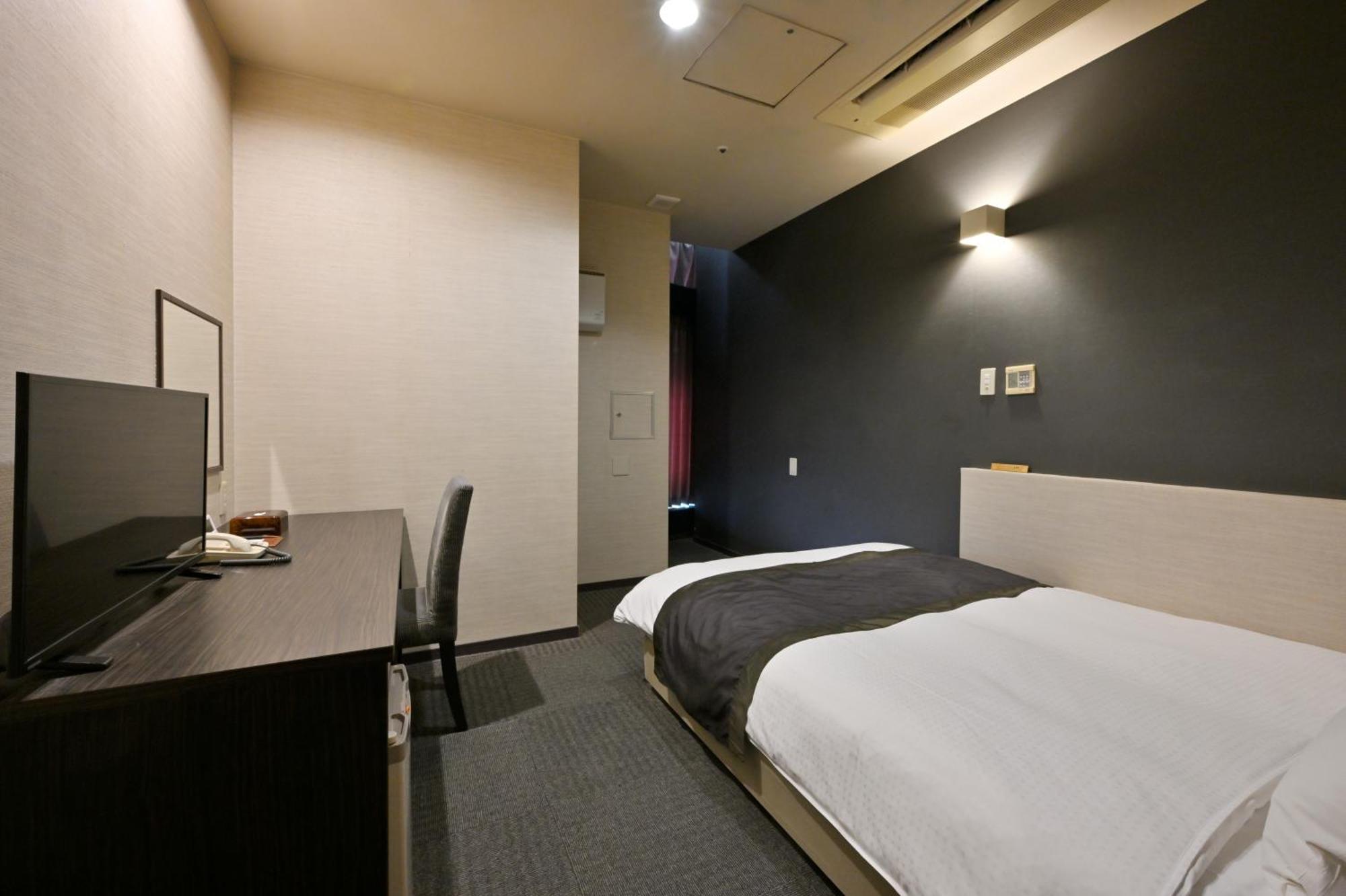 Wakayama Urban Hotel Экстерьер фото